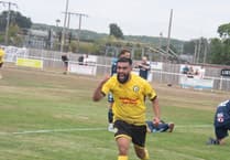 Daffs show grit for FA Vase Win