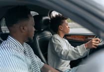 Expert reveals car insurance tips for returning uni students