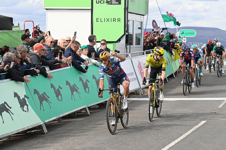 Picture by Simon Wilkinson/SWpix.com - 06/09/2025 - Cycling - 2025 Lloyds Tour of Britain - Stage 5: Pontypool to The Tumble - Remco Evenepoel (Soudal Quick-Step) Wins Stage 5