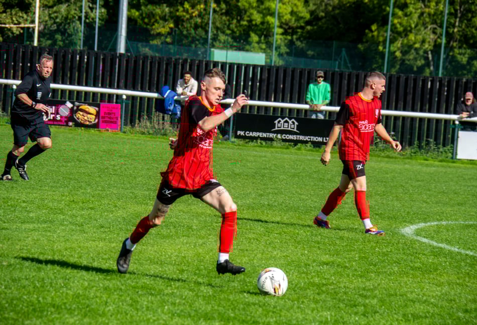 Blakeney stay top with win over Lydney