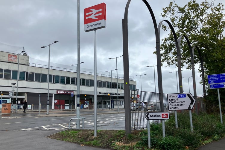 Rail works at Gloucester have been extended for a day.