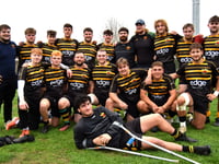 Phoenix cruise to win at Cirencester