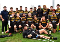 Phoenix cruise to win at Cirencester