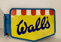 A hive of activity at Smiths saleroom