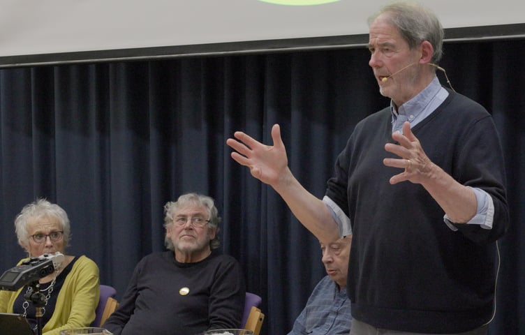 Nuclear public meeting -= Lydney