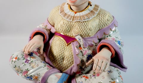 Early publication for January sale catalogue at Smiths of Newent