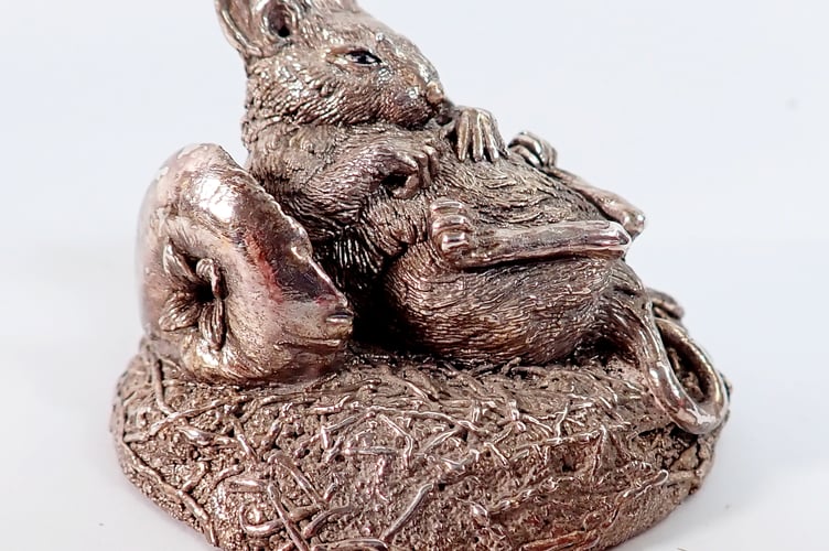 Silver Mouse with Apple Core