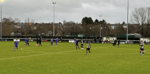 Blustery conditions see Lydney and Cirencester share the spoils