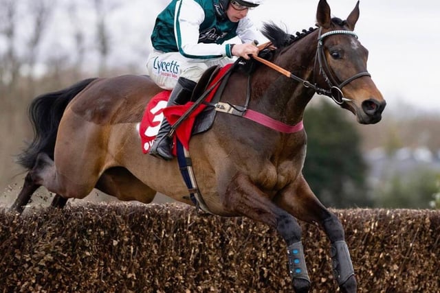Chase second for L'Homme Presse