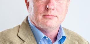 Councillor leaves Reform UK group to sit as independent