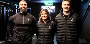 Rugby legend 'Foxy' invests in community gym