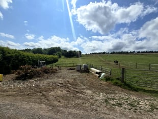 Barn-style stables approved despite erosion fears