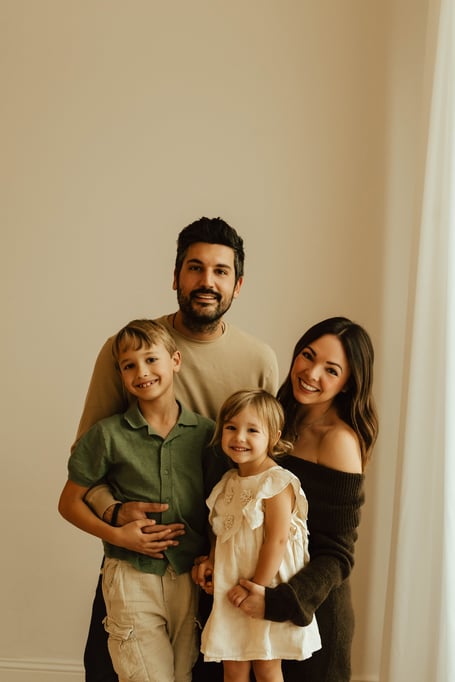 Tom Piccirilli with his family, who are supporting him as he prepares to run the 2026 London Marathon in memory of his daughter Noa and raise funds for the Miscarriage Association.