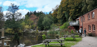 Support Dean Heritage's donation entry