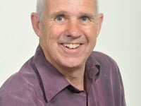 Council chief quits after MP opposed development plan