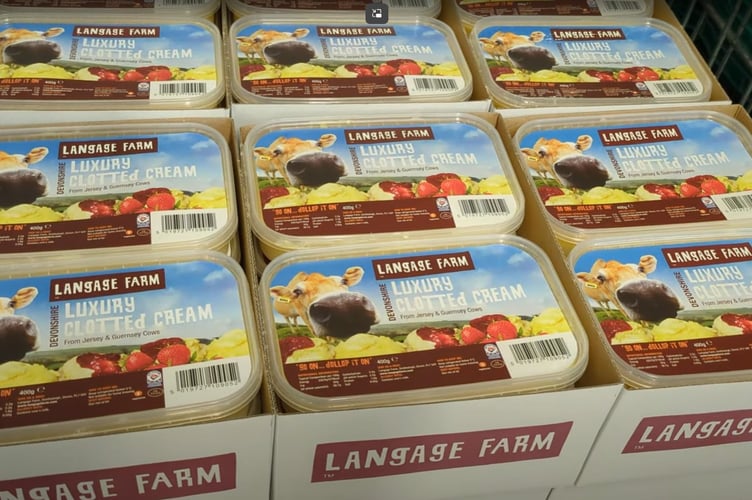 Langage Farm clotted cream.