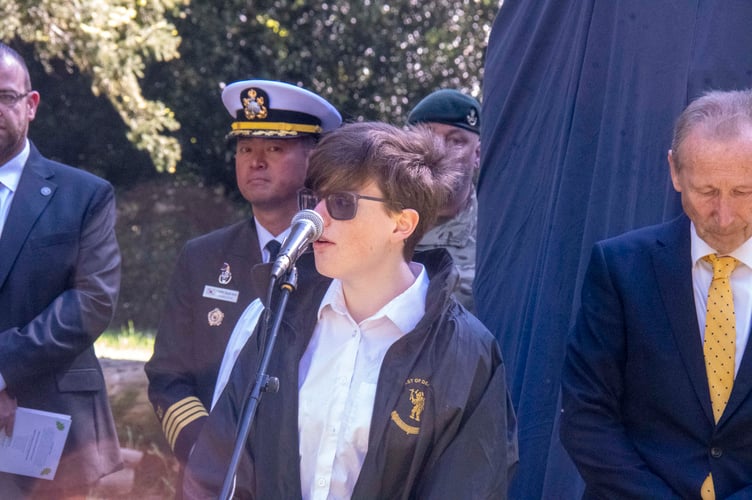 Izzy marriott of Forest of Dean Brasss singing Land Between Two Rivers.