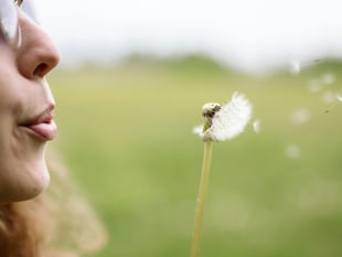 NHS urges pharmacy use for hay fever