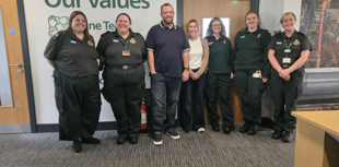 MP praises call handlers after centre visit