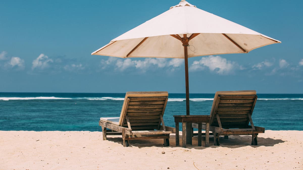 Council warns of summer travel scams