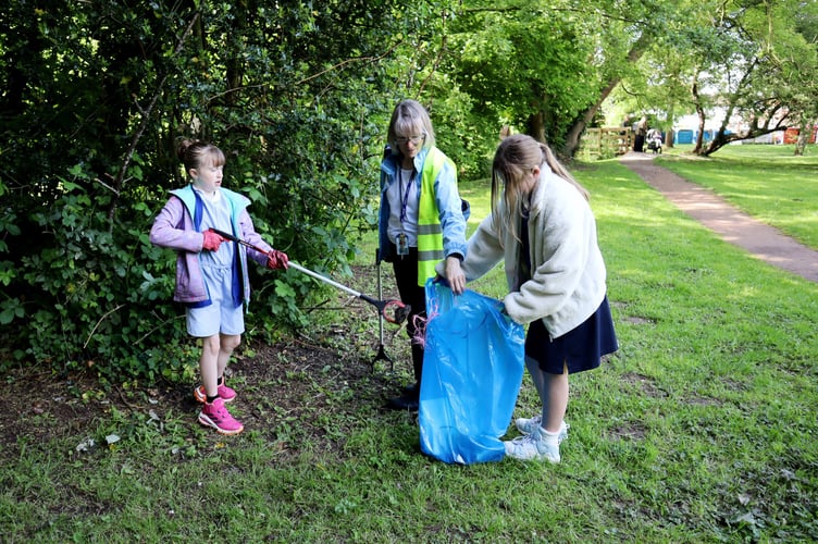 Litter Pick Newent