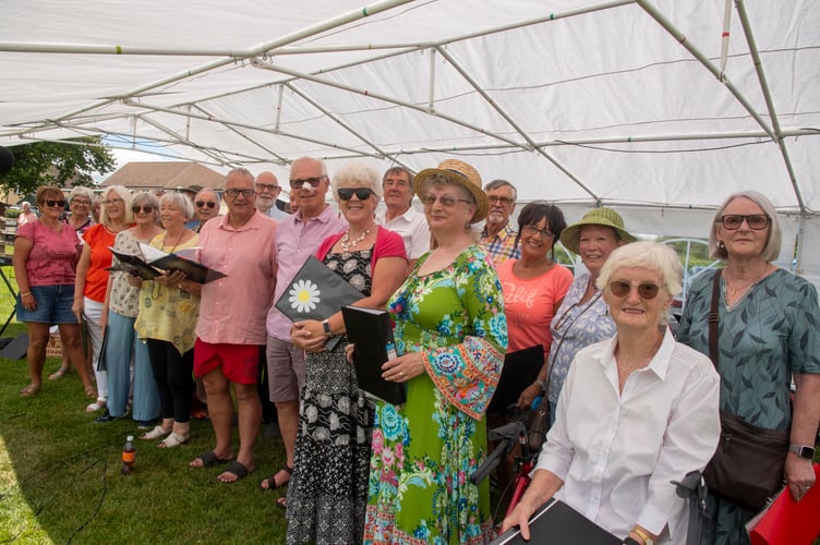 The Forest Treblemakers choir conducted by Ellie Harvey