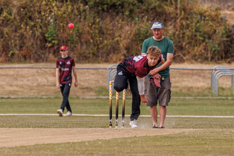 Ruardean's bowlers had a very good afternoon. Picture: Alan Castle.