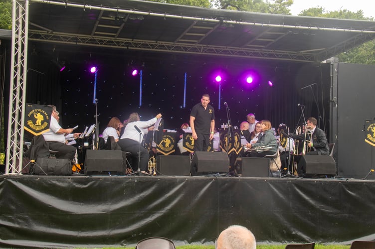 Forest of Dean Brass under conductor Martyn Patterson were among those performing live music.