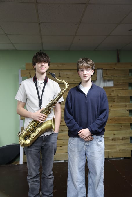 Saxophonist Julian Ray and accompanist Sammy.